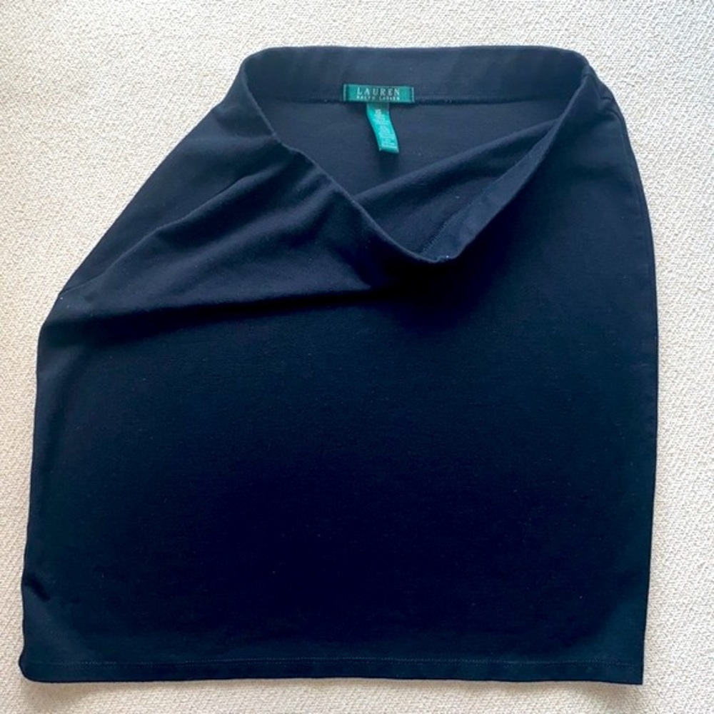 Black Ralph Lauren XS mini skirt, nice condition
